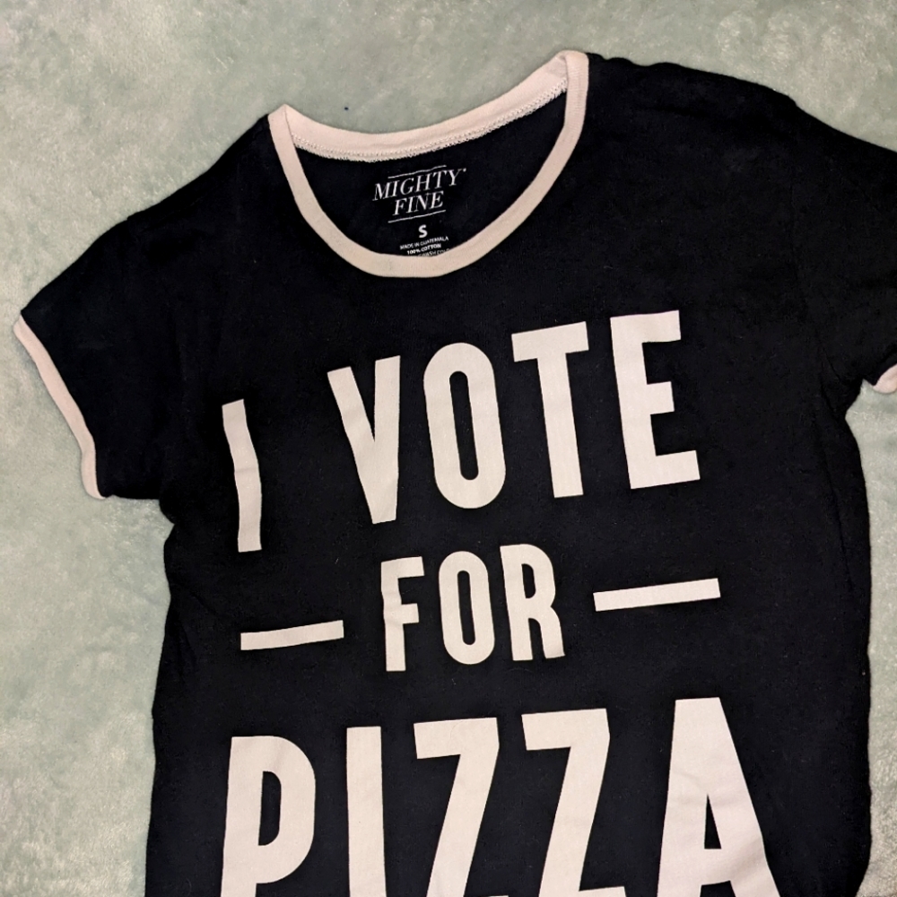 Juniors Might Fine tee